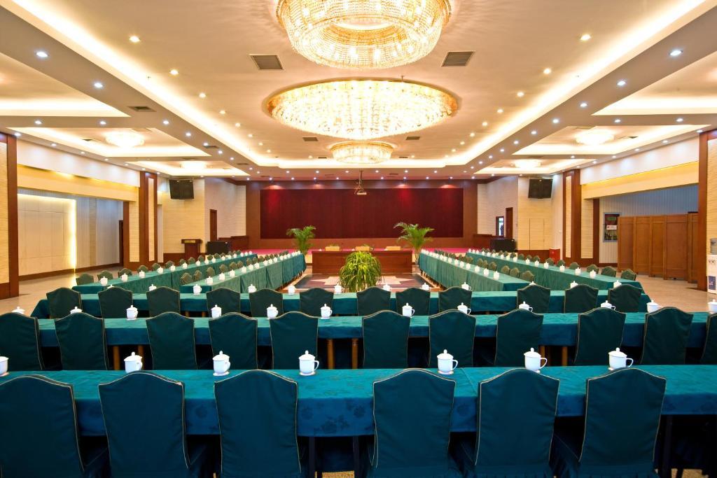 Shijiazhuang Jin Yuan Hotel Exterior photo